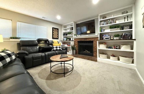 Northeast Colorado Springs House | Family & Pet Friendly Hot Tub Direct Trail Access Fire Pit