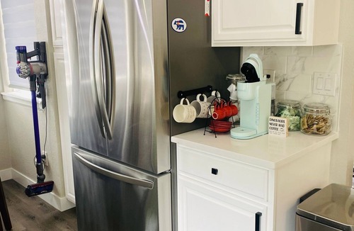 Denver House | Family Retreat, Fire Pit EV Charger Near Denver Sleeps 9