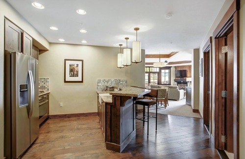 Peak 8 Condo | Fantastic 3 Bedroom 2 Bath Ski In Ski Out,