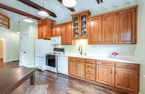Peninsula House | Farm Guesthouse in CVNP near Brandywine Falls