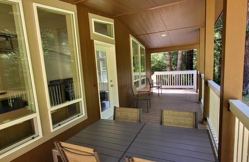 Fieldbrook House | Fieldbrook Cottage in Redwood Forest