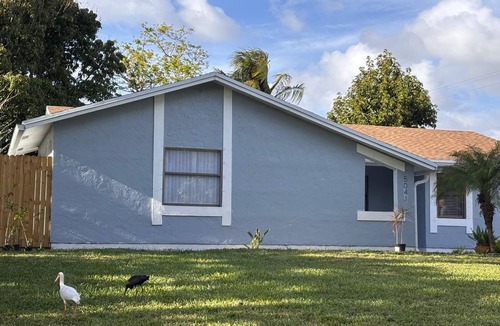 Delray Beach House | FIFA - Cozy 3b/2b retreat blends convenience with a quiet, private setting