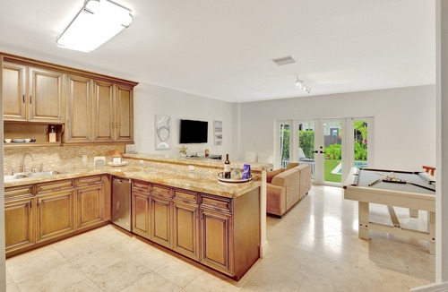 Southwest Coconut Grove House | MAJOR INTERNATIONAL SPORTING EVENT Perfect | Toro: Private Pool, Pool Table, & Near Beach