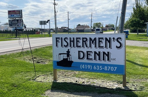 Gypsum Apartment | Fishermen’s Denn, close to Lake Erie Islands, boat ramps, ferries, and marinas