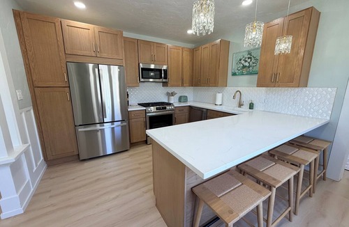 Downtown House | Flowers on Palm - 0.3 miles to Downtown SLO!