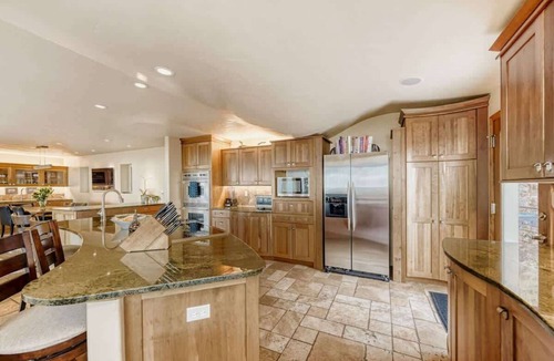 Boulder House | Foothills 4BR Luxury Retreat | Sweeping Views