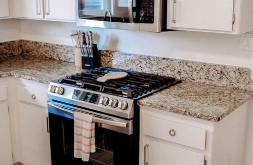 Templeton House | Forest & Vine | Hot tub, Fire pit and sleeps 10