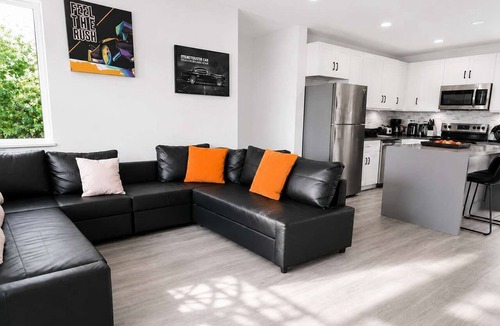 Broadview Park House | Fort Lauderdale Pool Retreat | Near Beach&Stadium