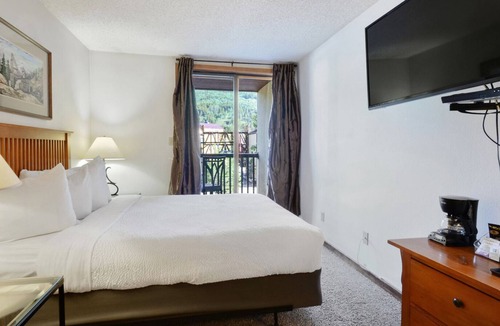 East Village at Copper Hotel | Foxpine Hotel Style Room with 1 Bed #207 by RedAwning