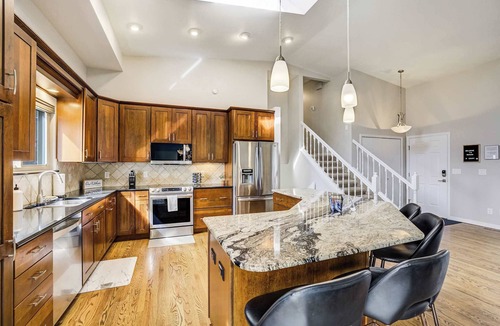 Park Vista House | Foxwood Acres! Hot Tub & Deck Mountain Views Home