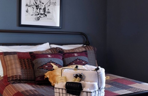 Cimarron Hotel | Fred Lambert - Historic Hotel Room