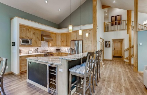 The Reserve Cabin | Frisco Cedar 225 4 Bedroom Home by RedAwning
