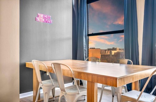 Playhouse Square Apartment | Fun 2Bed Apt Skeeball Foosball FREE Parking