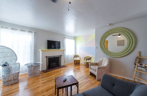 Nob Hill House | Fun and trendy home in Nob Hill!!