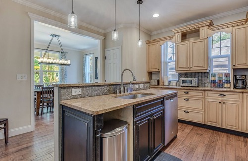 Glenwood Springs House | Game & Movie Rooms, Fire Pit, Family Friendly, A/C