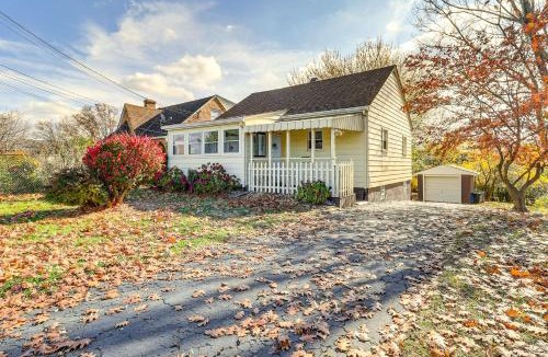 West Mifflin House | Game Room & Fire Pit: West Mifflin Home!