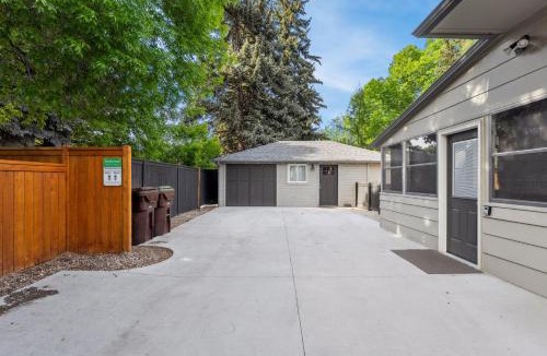 Old Town West Apartment | Garden Level Apt Mtn Ave - 8 min walk to Old Town!