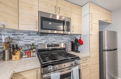 West Colorado Springs Condo | Garden of the Gods Retreat - Upper Unit