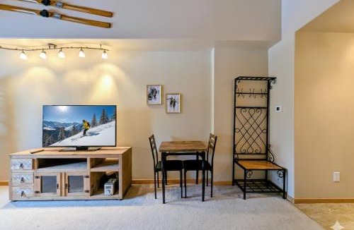 Mountain House House | Gateway Lodge 5062 by SummitCove Lodging in Colorado
