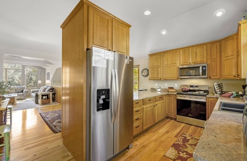 Estes Park House | Gateway to the Wildside – Lodge-Style Townhome Near RMNP – EV #3453