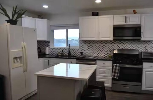 Hillcrest House | Gather Together | 2 Kitchens | Pet Friendly Stay