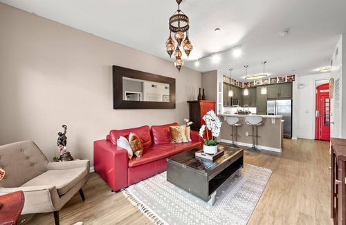 Laguna Hills Apartment | Gem of Laguna Niguel: Luxury 1 Bd Condo. Pool/GYM/Resort like amenities