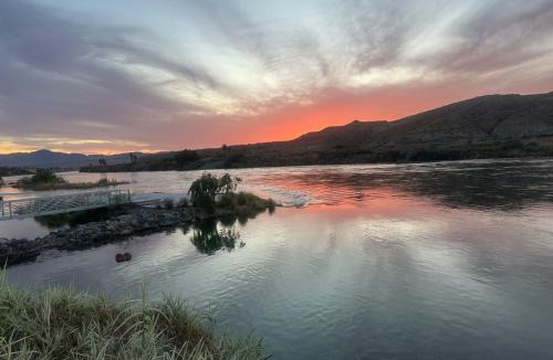 Bullhead City Villa | Gilligan's Island Fishing Jetski Shipwreck Oasis