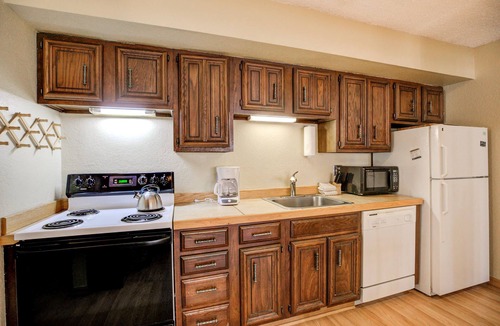 Peak 8 Condo | Gold Camp Gold Strike Condo: On Shuttle Route