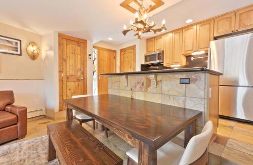 Peak 8 Apartment | Gold Camp Nugget Condo: Nice Updates