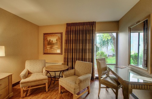 Laughlin Resort | Golden Nugget Laughlin