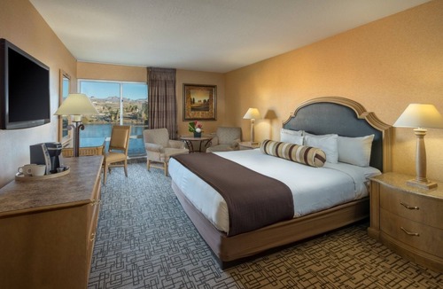 Laughlin Resort | Golden Nugget Laughlin