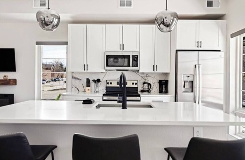 Golden Apartment | Golden Sanctuary | Luxe Apt | 1 Block From Main St