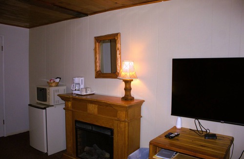 Big Bear Lake Hotel | Goldmine Lodge