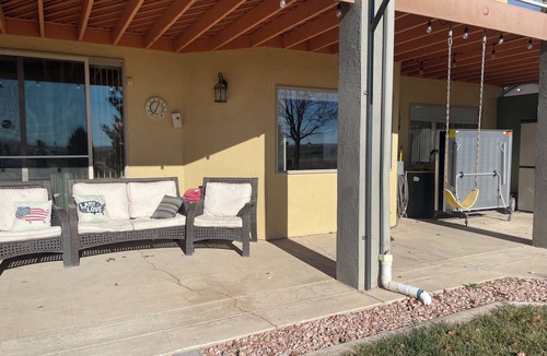Pueblo West House | Golf and lake 5 away bike trails galore plenty of parking safe & secluded