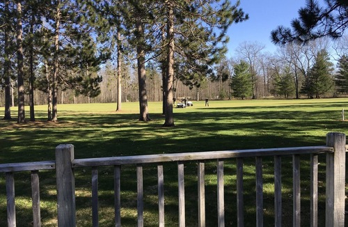Spruce House | Golf Course frontage