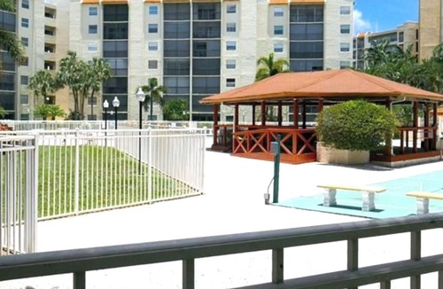 Inverrary Condo | GOLF PARADISE ,15 MINUTE FROM CRUISE SHIP TERMINAL Fort Lauderdale, FL