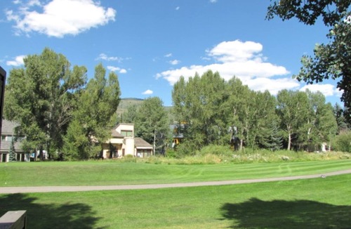 Eagle-Vail House | Golf & Ski Townhome in Avon, Colorado