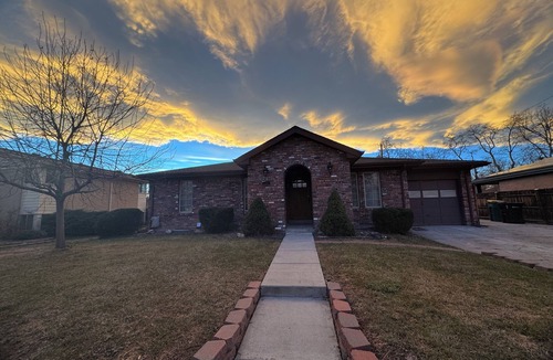 Allendale Area House | Gorgeous 2-bedroom home estate in delightful Near Denver & Rocky Mountain!