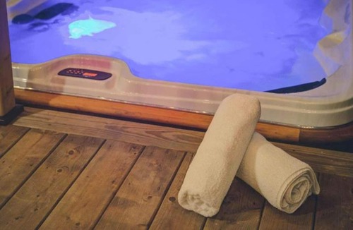 Aspen Ski Chalet | Gorgeous chalet 4 bedroom Aspen-Gym-Jacuzzi