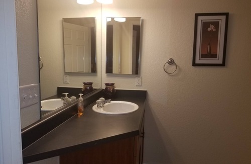 Arvada Plaza Area Condo | Gorgeous lake condo near downtown denver