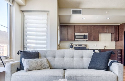 LoDo Apartment | Gorgeous LoDo 1BR w/ W/D, Pool & Gym, near Union Station, by Blueground
