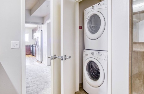 LoDo Apartment | Gorgeous LoDo 1BR w/ W/D, Pool & Gym, near Union Station, by Blueground