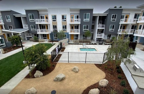 Oxnard Apartment | Gorgeous Luxury Apartment 5 minute drive to the Beach