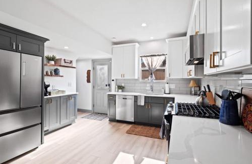 Firestone Park House | Gorgeous Remodel Game Room Sleeps 8