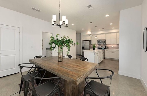 Old Town North House | Gorgeous Townhome steps from the Brewery District!