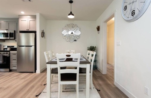 Florence-Graham House | Grand 3br/2ba home with private jacuzzi in Atwater Village!