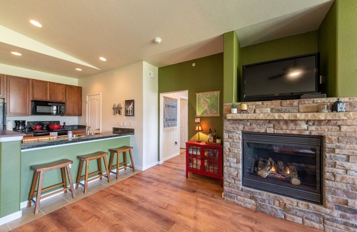 Silvercreek Condo | Grand County Launchpad - Near Lakes, Skiing, Biking, - Mountain Views, Hot Tub