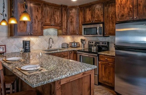 Breckenridge Hotel | Grand Lodge on Peak 7 - 1 Bedroom Master- Nov 22-29th - Ski-in,Ski-out resort
