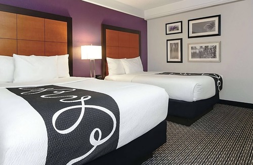 Guasti Hotel | Great Relaxing Overnight Stay! 3 Spacious Units! Near Ontario Town Square