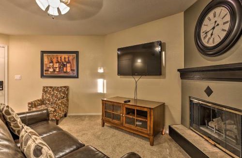 Englewood House | Greenwood Village Condo w/Pool Access!